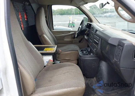 2011 Chevrolet Express 2500 Work Van из США, поврежденный, VIN 1GCWGFCA1B1176811